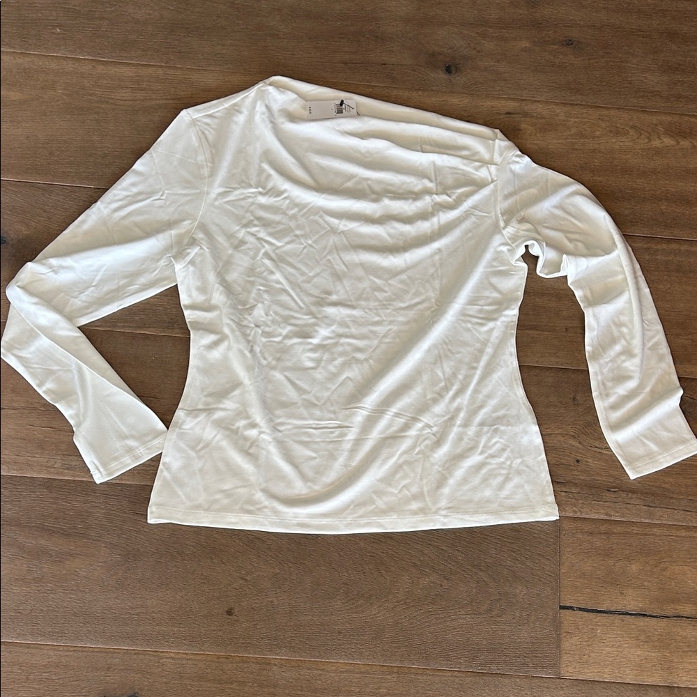Banana Republic Off-White Long Sleeve Tee